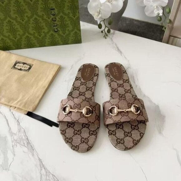 Gucci GGSiaga Women's Slide Sandals